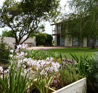 Coonawarra Motor Lodge - Tourism Caloundra