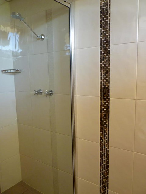 Coonawarra Motor Lodge - Tourism Caloundra 11