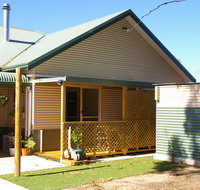 The Hakeas - Tourism Caloundra