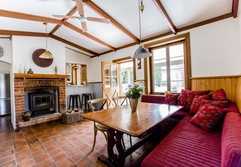 Grand Cru Estate Homestead - Tourism Caloundra 3