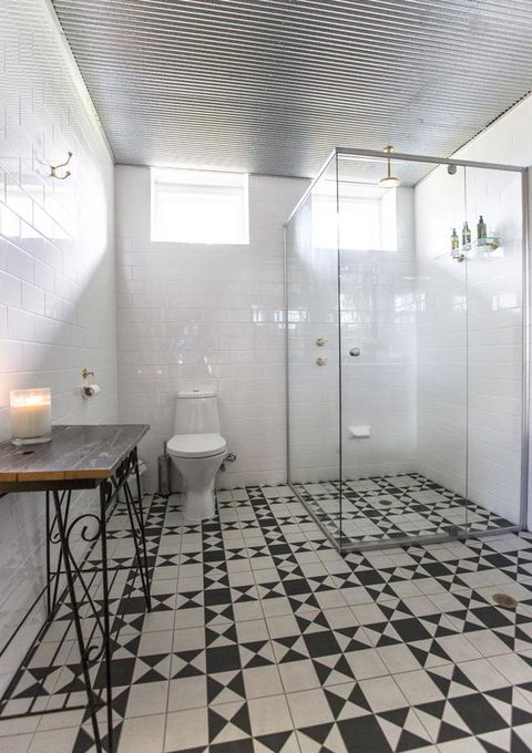 Grand Cru Estate Homestead - Tourism Caloundra 2