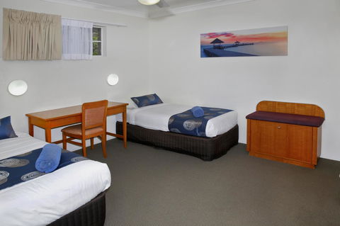 Aston Motel Yamba - Tourism Caloundra 26
