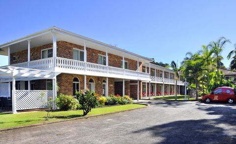 Aston Motel Yamba - Tourism Caloundra 3
