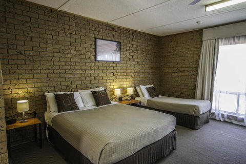 Mannum Motel - Tourism Caloundra 24