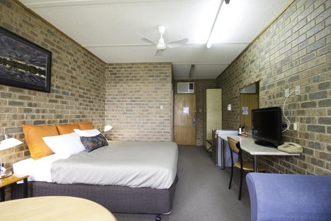 Mannum Motel - Tourism Caloundra 6