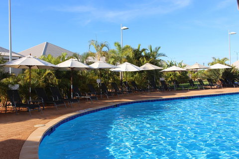 Exmouth Escape Resort - Tourism Caloundra 3