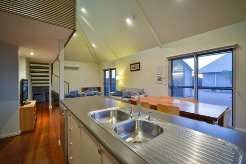 Exmouth Escape Resort - Tourism Caloundra 17