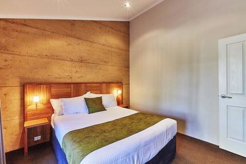 Eight Willows Retreat - Tourism Caloundra 10