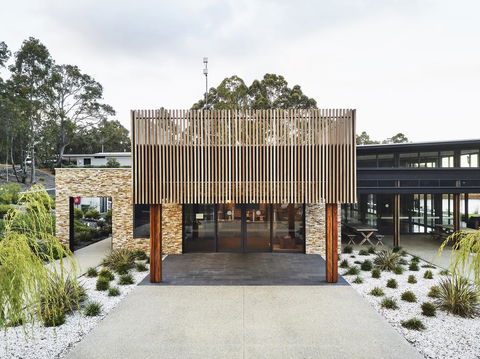 Eight Willows Retreat - Tourism Caloundra 22