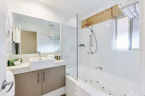 Eight Willows Retreat - Tourism Caloundra 14
