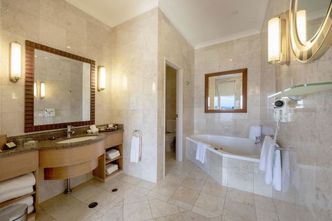 Duxton Hotel Perth - Tourism Caloundra 14