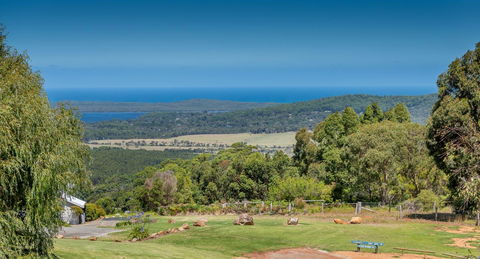 Chimes Spa Retreat - Tourism Caloundra 19