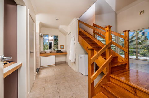 Chimes Spa Retreat - Tourism Caloundra 12