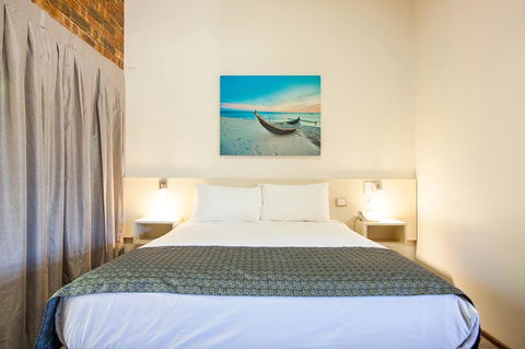 Leisure Inn Hotel Rockingham - Tourism Caloundra 26