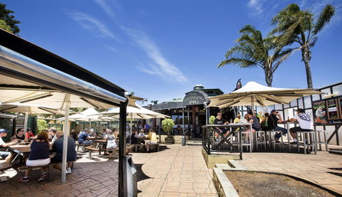 Leisure Inn Hotel Rockingham - Tourism Caloundra 0