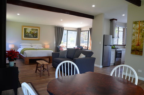 The Floating Forest - Tourism Caloundra 13