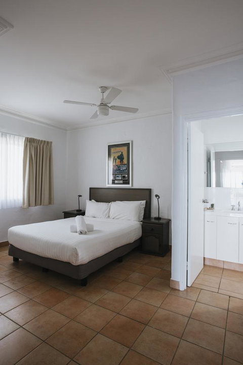 Canal Rocks Beachfront Apartments - Tourism Caloundra 28