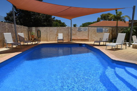 Kalbarri Seafront Villas - Tourism Caloundra 8