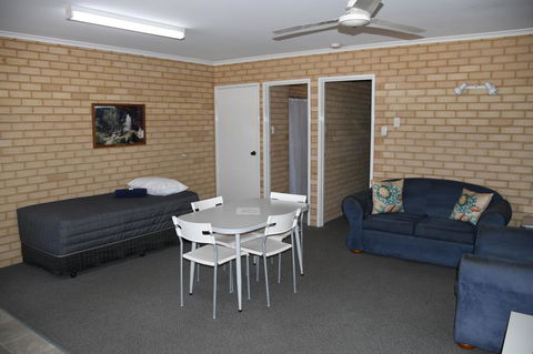 Kalbarri Seafront Villas - Tourism Caloundra 15