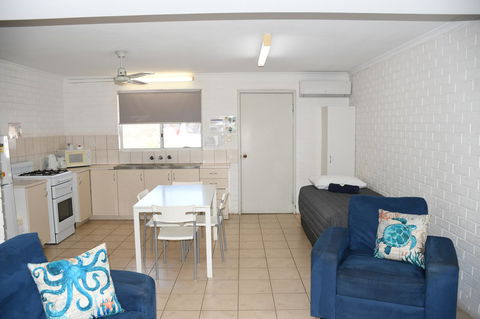 Kalbarri Seafront Villas - Tourism Caloundra 17