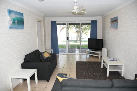 Kalbarri Seafront Villas - Tourism Caloundra 13