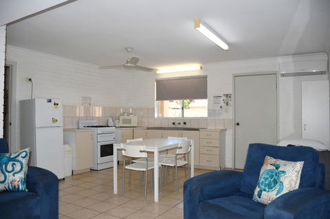 Kalbarri Seafront Villas - Tourism Caloundra 23