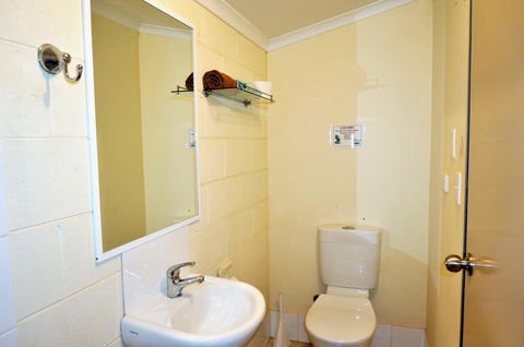 Osprey Holiday Village Unit 110 - Tourism Caloundra 20