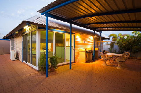 Osprey Holiday Village Unit 110 - Tourism Caloundra 17