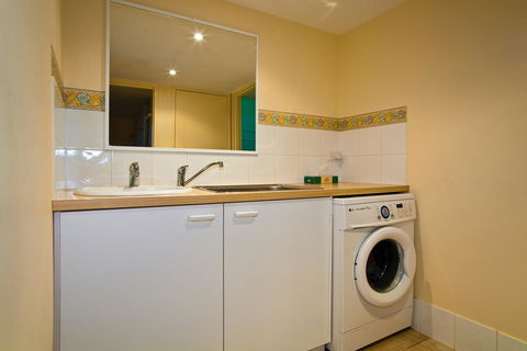 Osprey Holiday Village Unit 110 - Tourism Caloundra 16