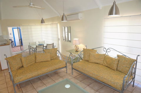 Osprey Holiday Village Unit 110 - Tourism Caloundra 3