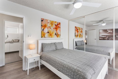 Laman Lodge, Unit 2, 15 Laman Street - Tourism Caloundra 9