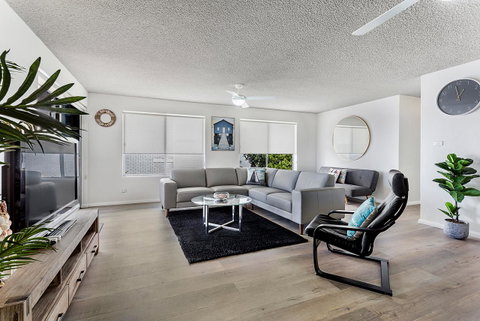 Laman Lodge, Unit 2, 15 Laman Street - Tourism Caloundra 1