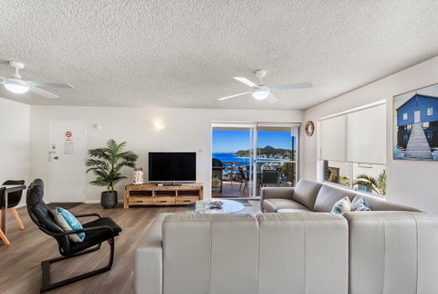 Laman Lodge, Unit 2, 15 Laman Street - Tourism Caloundra 0