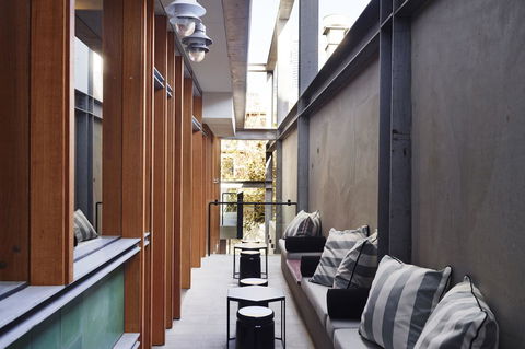 Alex Hotel - Tourism Caloundra 24