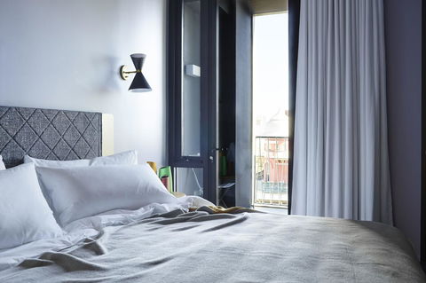 Alex Hotel - Tourism Caloundra 21