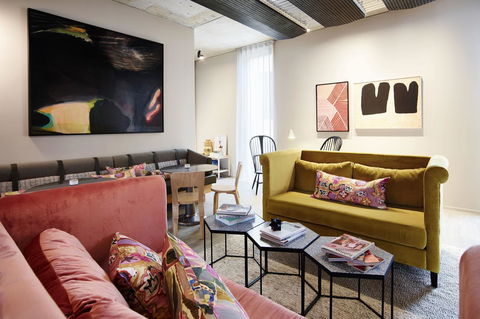 Alex Hotel - Tourism Caloundra 5