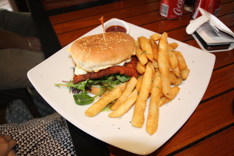 Kimberley Hotel - Tourism Caloundra 30