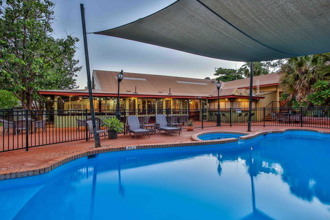 Kimberley Hotel - Tourism Caloundra 21