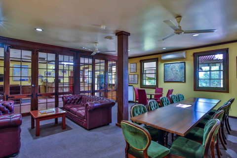 Kimberley Hotel - Tourism Caloundra 26