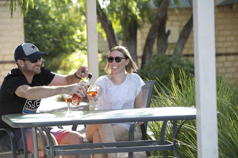 Amalfi Resort - Tourism Caloundra 8