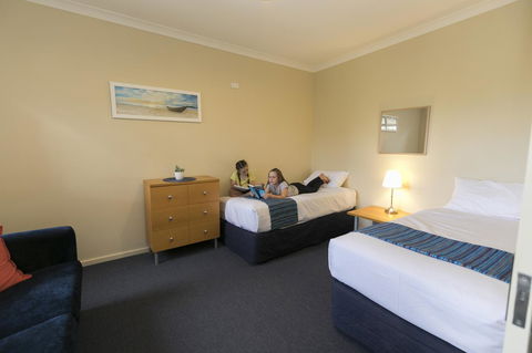 Amalfi Resort - Tourism Caloundra 15