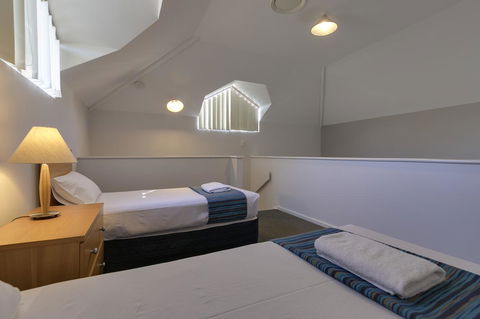 Amalfi Resort - Tourism Caloundra 21