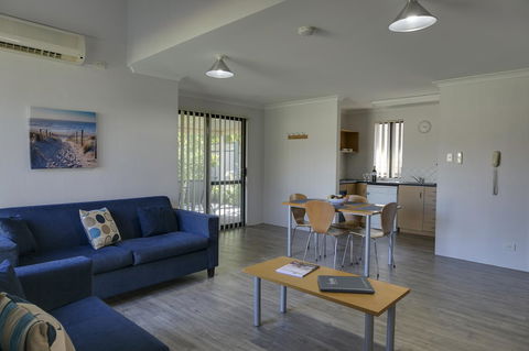 Amalfi Resort - Tourism Caloundra 17