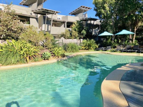 East On Byron - Tourism Caloundra 0
