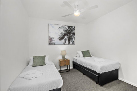 Rockpool 2 Sawtell Beach - Just Steps To Restaurants And 2 Min Stroll To Beach! - Tourism Caloundra 9