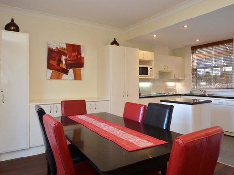 Villa Executive 2br Cypress DS Located Within Cypress Lakes Resort - Tourism Caloundra 6