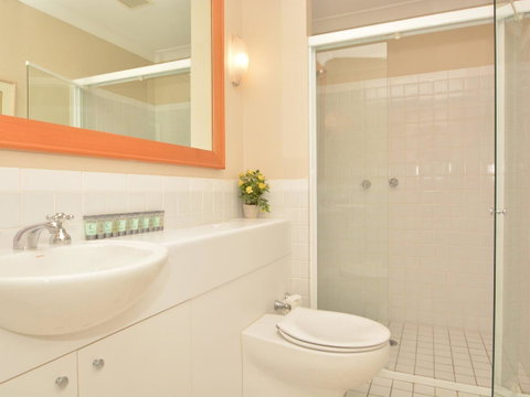 Villa Executive 2br Cypress DS Located Within Cypress Lakes Resort - Tourism Caloundra 11
