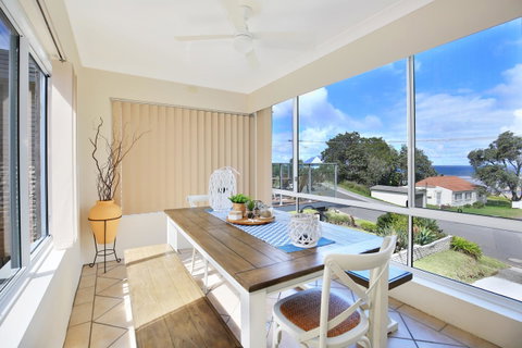 The Rotunda, Gerroa - Tourism Caloundra 15
