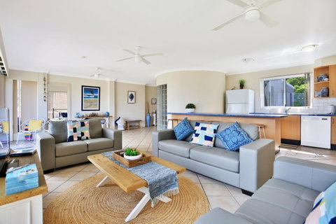 The Rotunda, Gerroa - Tourism Caloundra 5