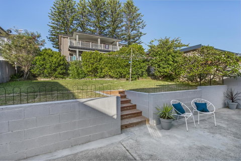 The Rotunda, Gerroa - Tourism Caloundra 31